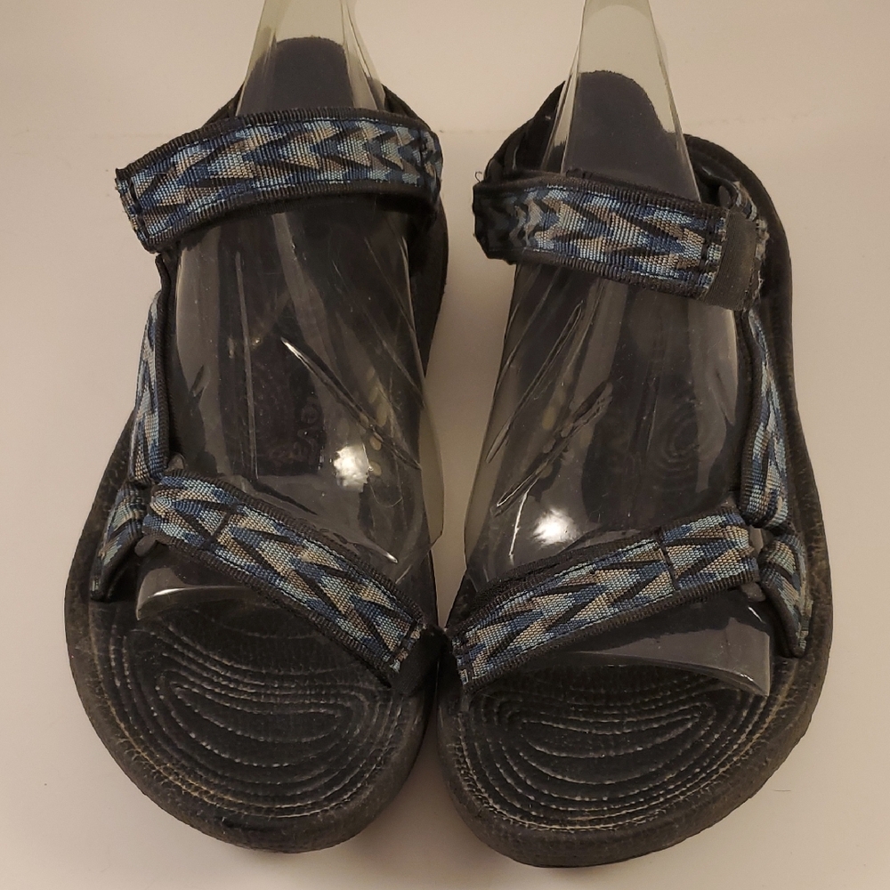Teva Women's Blue Sandals Size 9